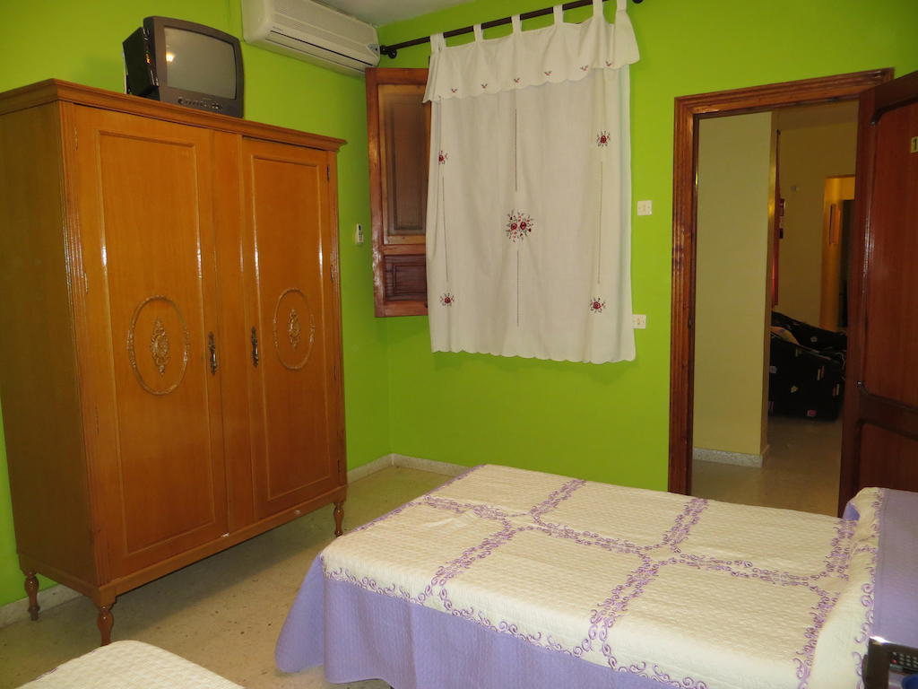 Hostal Restaurante Reina El Tejar Pokoj fotografie