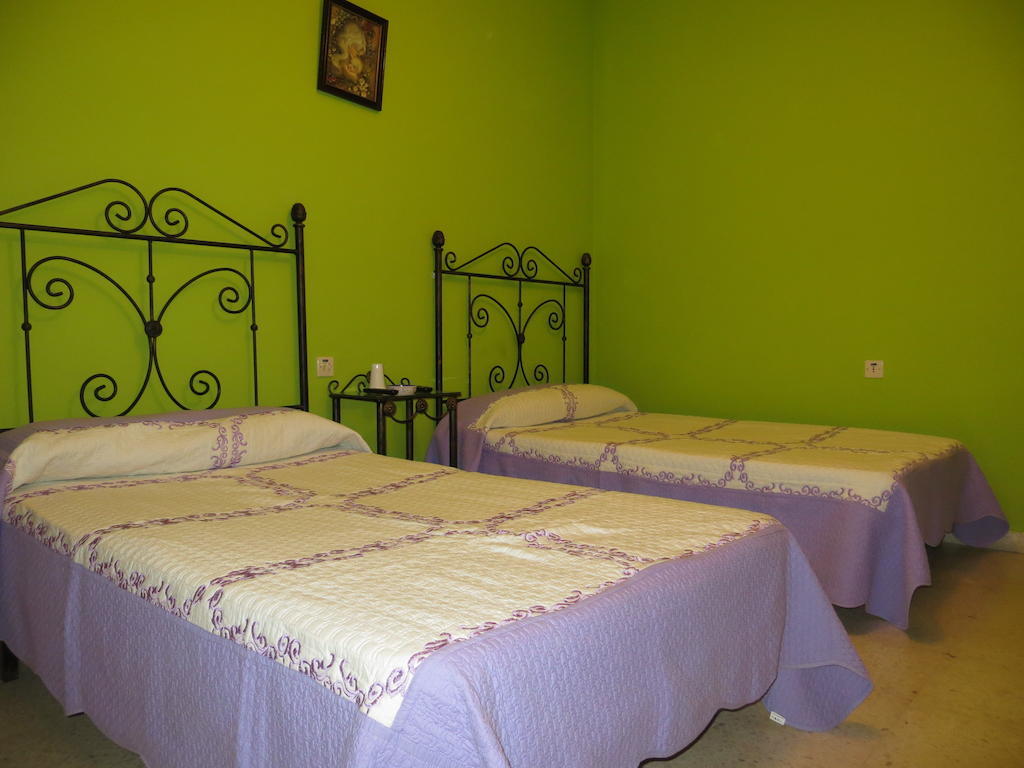 Hostal Restaurante Reina El Tejar Pokoj fotografie